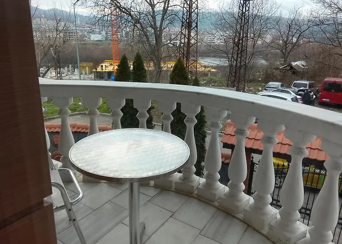 кащта за гости арда * Kurdzhali